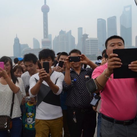 0501-Chinese-people-love-EU-citizens-1024x683