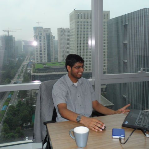 Jaasir-in-the-Office2