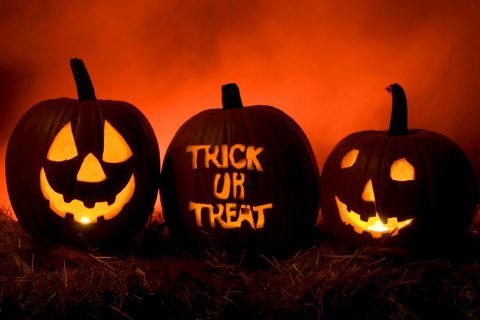 halloween-trick-or-treat-3