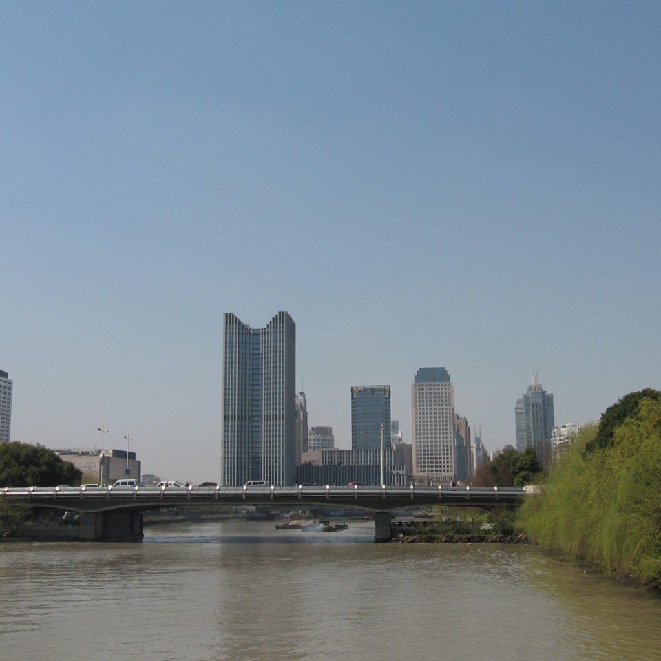 river-in-Hangzhou-and-city-impression