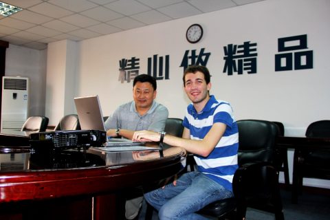 what is a marketing internship